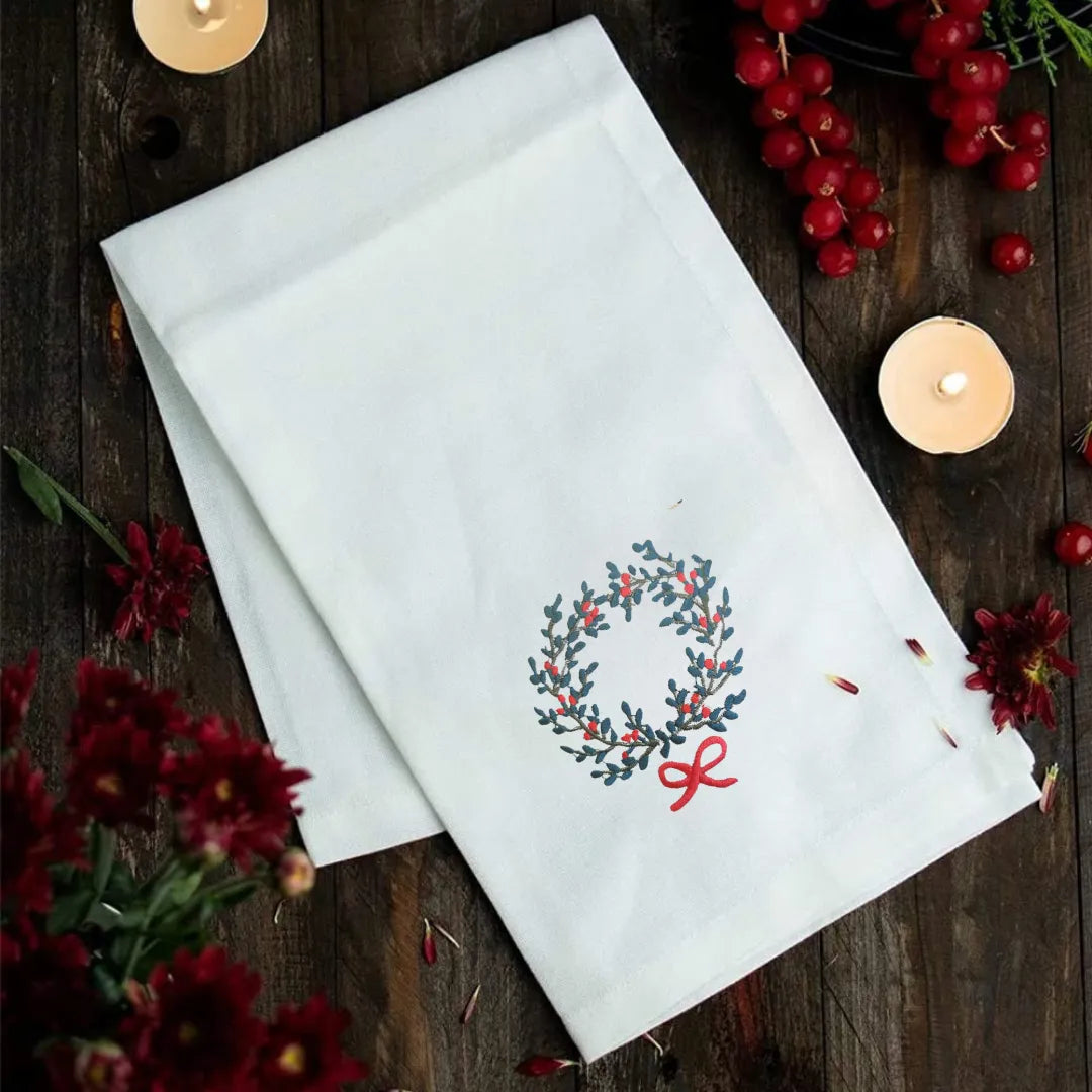 Handmade ILISAH Christmas Napkin in festive green wreath motif, set of 4, 100% cotton, perfect for holiday table decor.